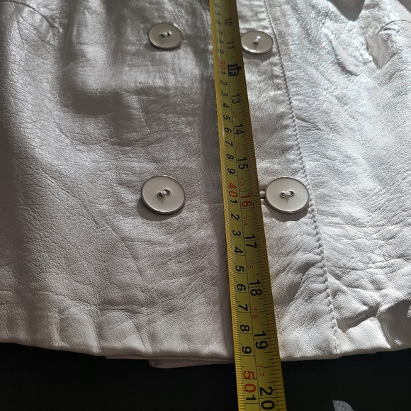 Gil Santucci Babylon white leather women's jacket sz.46 ( 8 US)double buttons - Picture 8 of 14